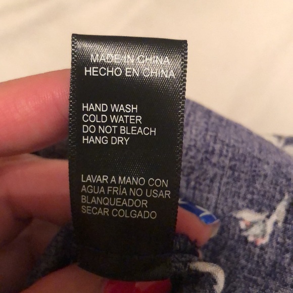 Only worn twice navy blue floral pants - Picture 4 of 4